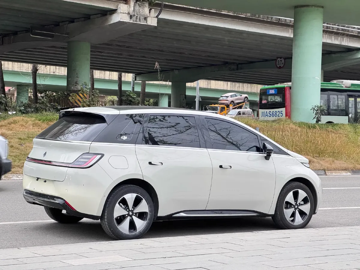 2023 BaoJun Cloud BEV 50.6KWH,autocango,china used car exporter,china ev exporter,chinese used car exporter,chinese used ev exporter
