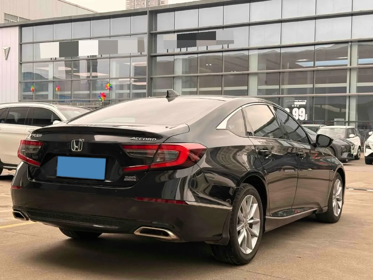 2022 Honda Accord 1.5T 194HP L4 CVT,autocango,china used car exporter,china ev exporter,chinese used car exporter,chinese used ev exporter