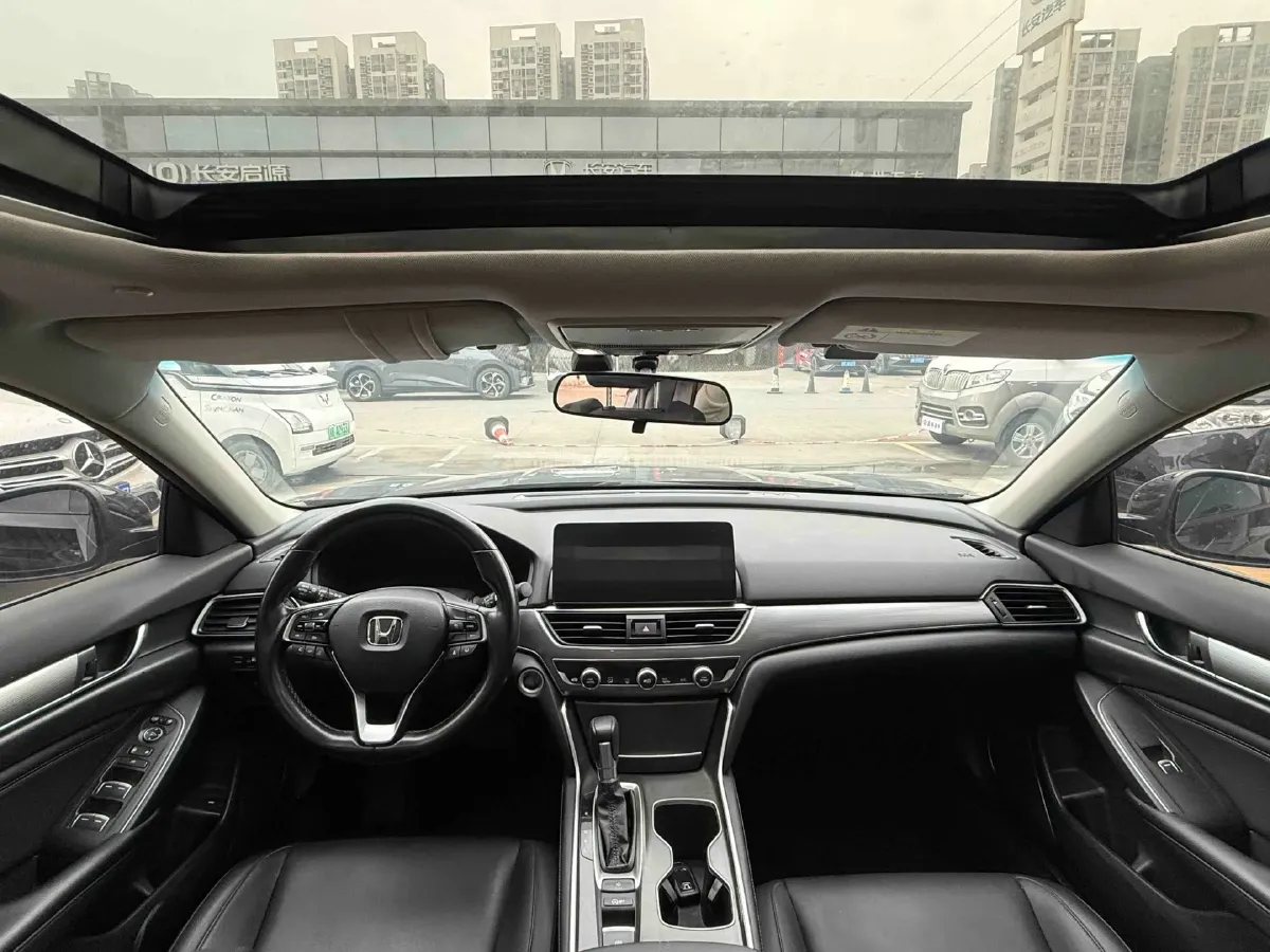 2022 Honda Accord 1.5T 194HP L4 CVT,autocango,china used car exporter,china ev exporter,chinese used car exporter,chinese used ev exporter