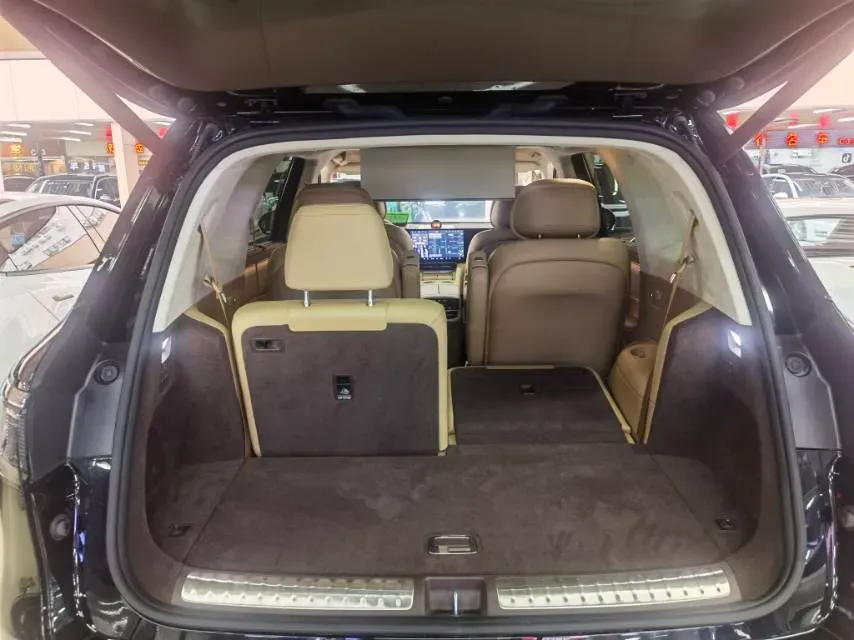 2025 AITO AITO M8 REEV 160HP REEV 53.4KWH,autocango,china used car exporter,china ev exporter,chinese used car exporter,chinese used ev exporter