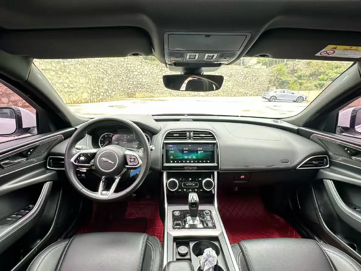 2020 Jaguar XEL 2.0T 200HP L4 8AT,autocango,china used car exporter,china ev exporter,chinese used car exporter,chinese used ev exporter