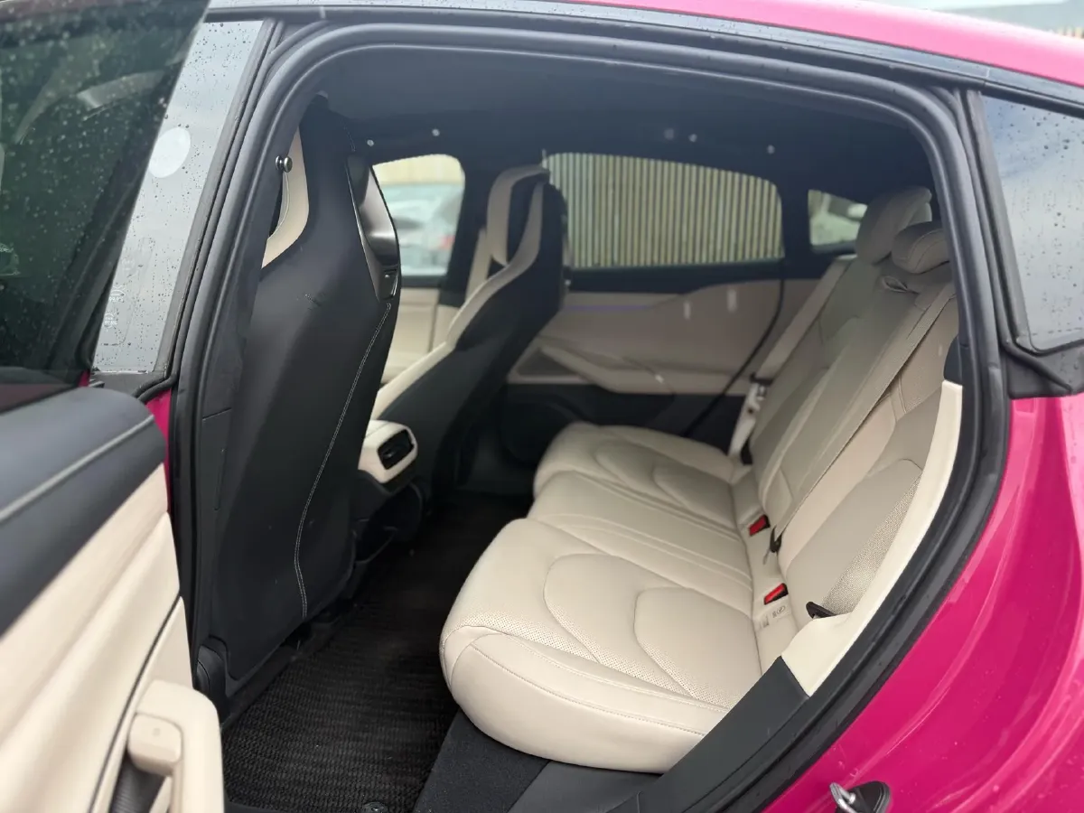 2024 MI SU7 BEV 101KWH,autocango,china used car exporter,china ev exporter,chinese used car exporter,chinese used ev exporter