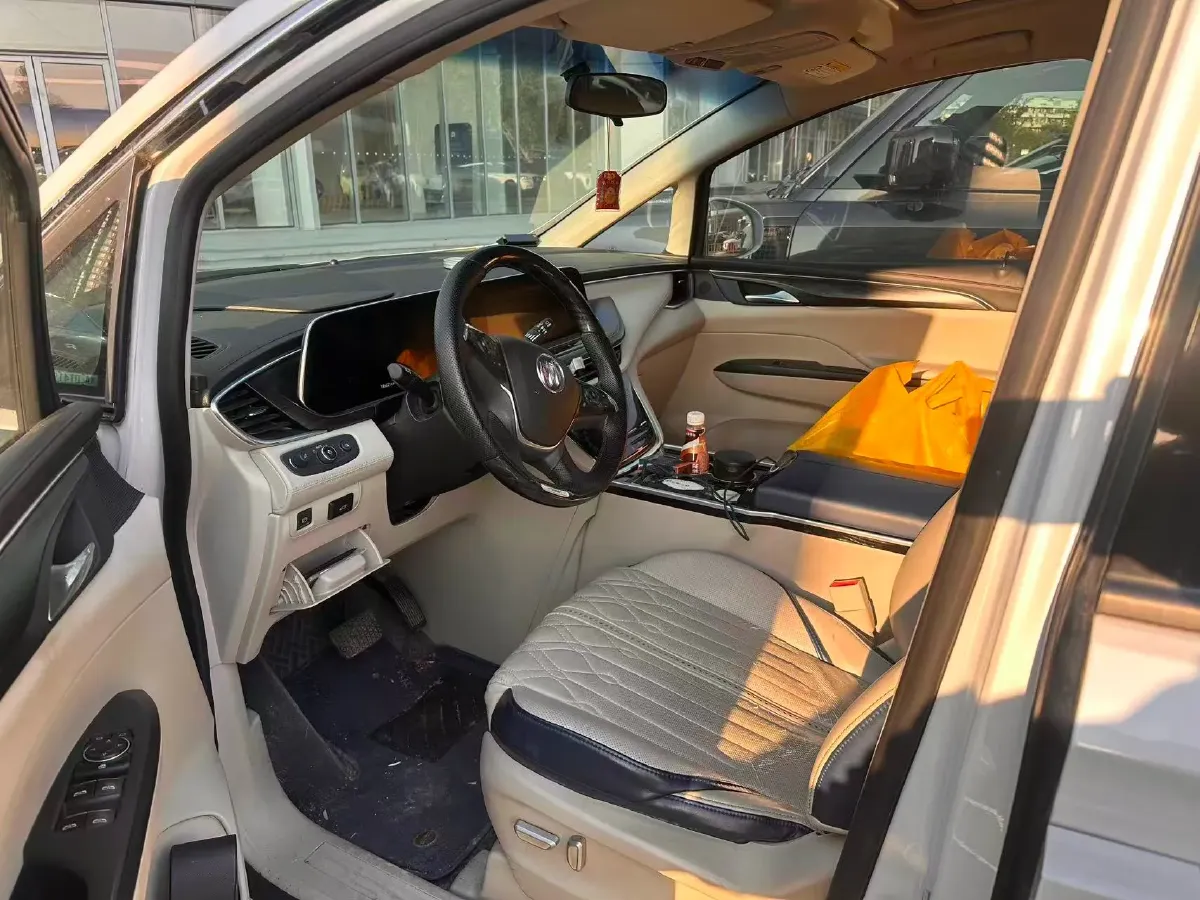 2021 Buick GL8 2.0T 237HP L4 9AT,autocango,china used car exporter,china ev exporter,chinese used car exporter,chinese used ev exporter