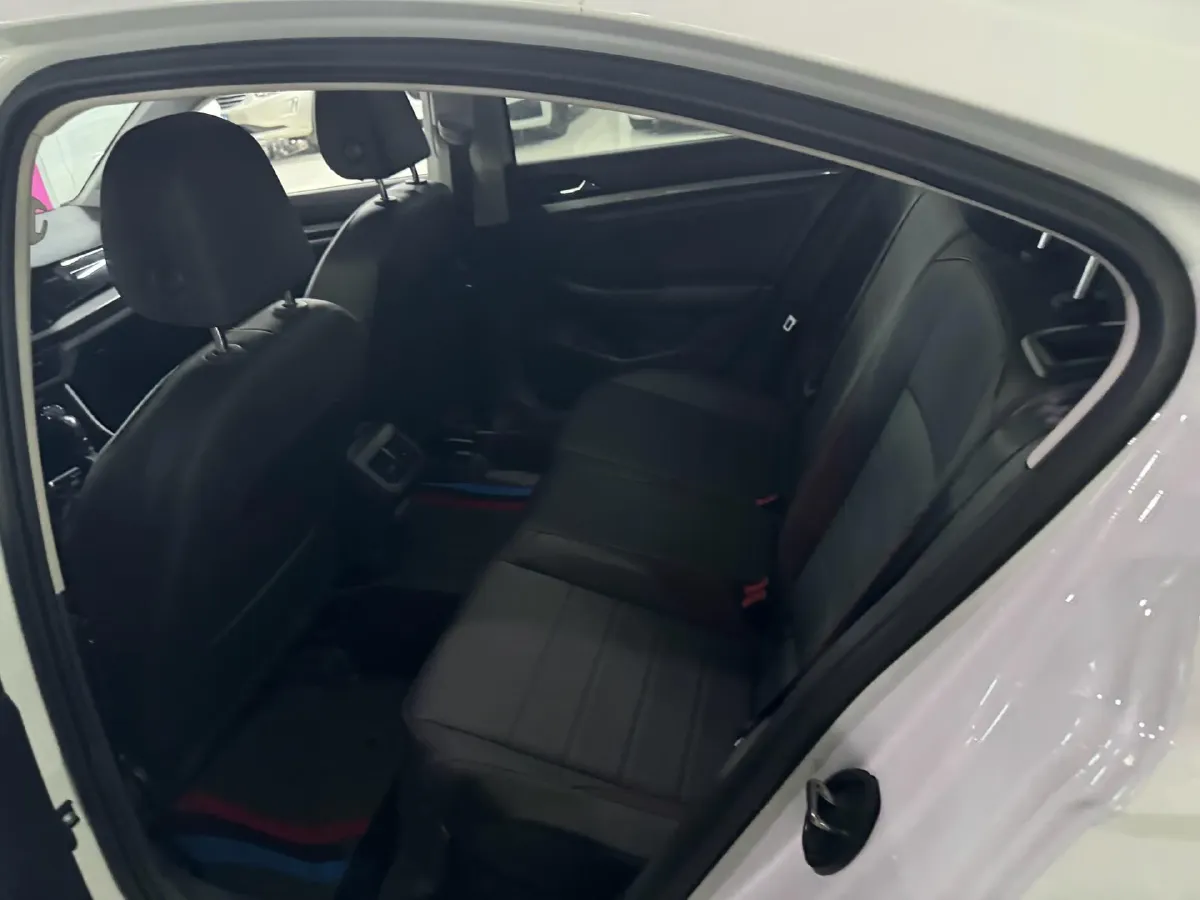 2020 Volkswagen Bora 1.5L 113HP L4 6AT,autocango,china used car exporter,china ev exporter,chinese used car exporter,chinese used ev exporter