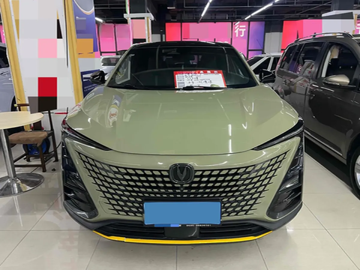 2022 ChangAn UNI-T 1.5T 188HP L4 7DCT,autocango,china used car exporter,china ev exporter,chinese used car exporter,chinese used ev exporter