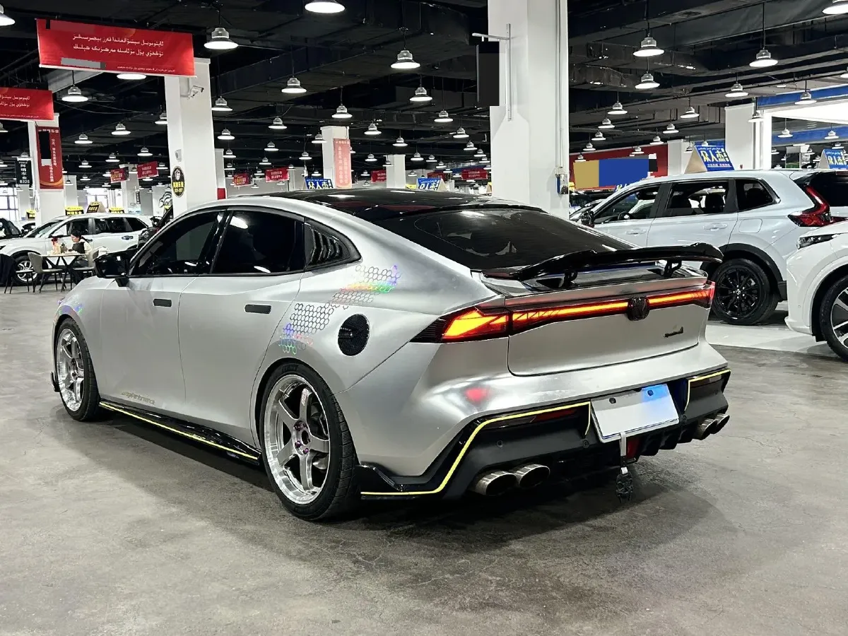 2022 ChangAn UNI-V 1.5T 188HP L4 7DCT,autocango,china used car exporter,china ev exporter,chinese used car exporter,chinese used ev exporter