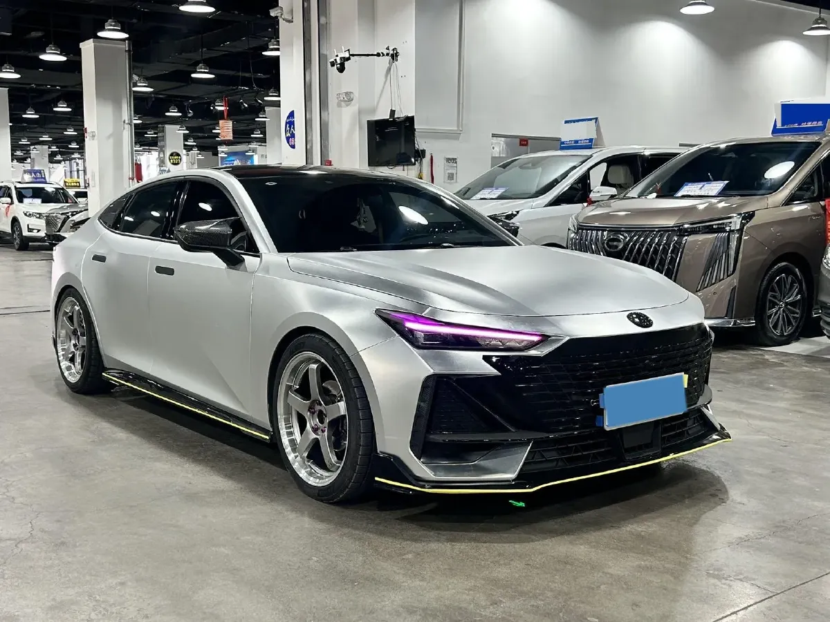 2022 ChangAn UNI-V 1.5T 188HP L4 7DCT,autocango,china used car exporter,china ev exporter,chinese used car exporter,chinese used ev exporter