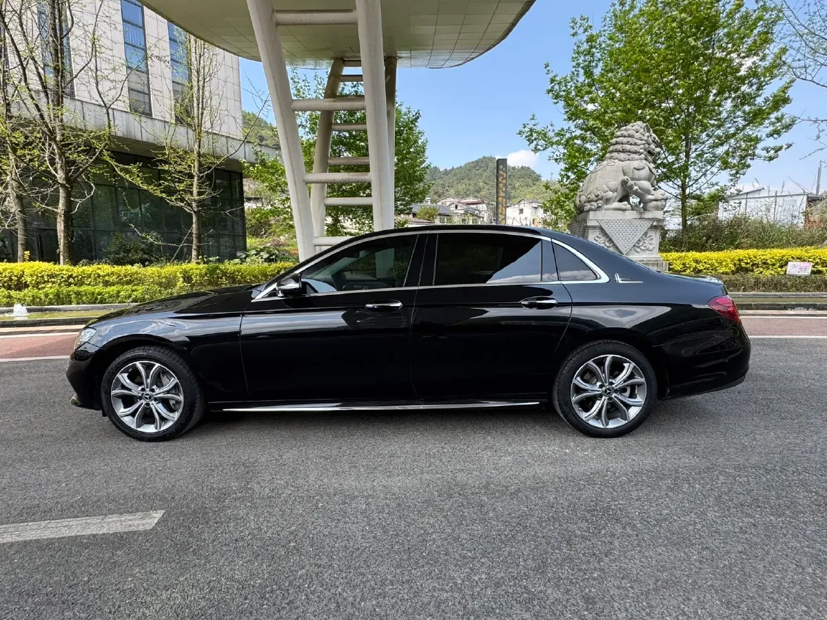 2020 Mercedes-Benz E Class 2.0T 258HP L4 9AT,autocango,china used car exporter,china ev exporter,chinese used car exporter,chinese used ev exporter