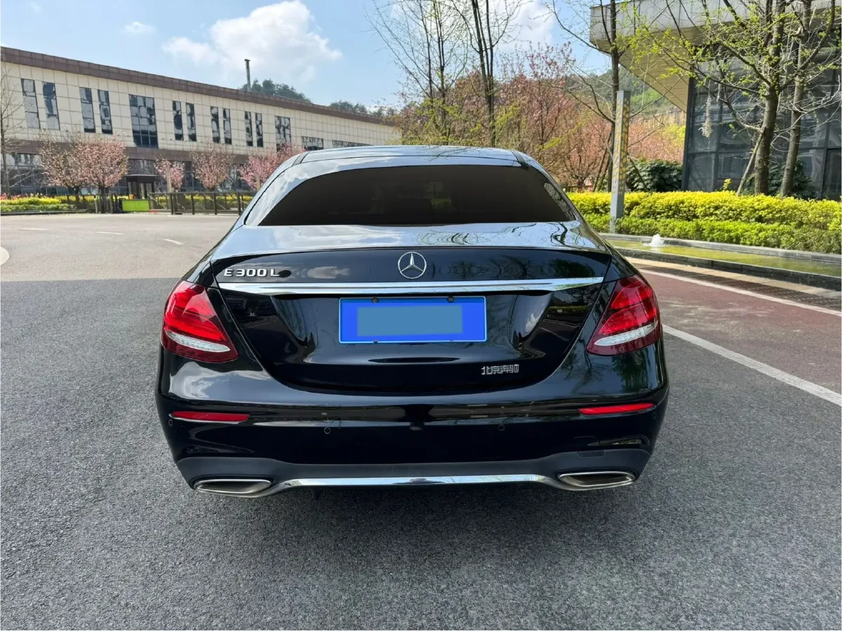 2020 Mercedes-Benz E Class 2.0T 258HP L4 9AT,autocango,china used car exporter,china ev exporter,chinese used car exporter,chinese used ev exporter