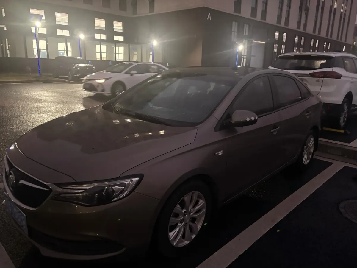 2020 DongFeng Forthing T5 1.5T 156HP L4 6AT,autocango,china used car exporter,china ev exporter,chinese used car exporter,chinese used ev exporter