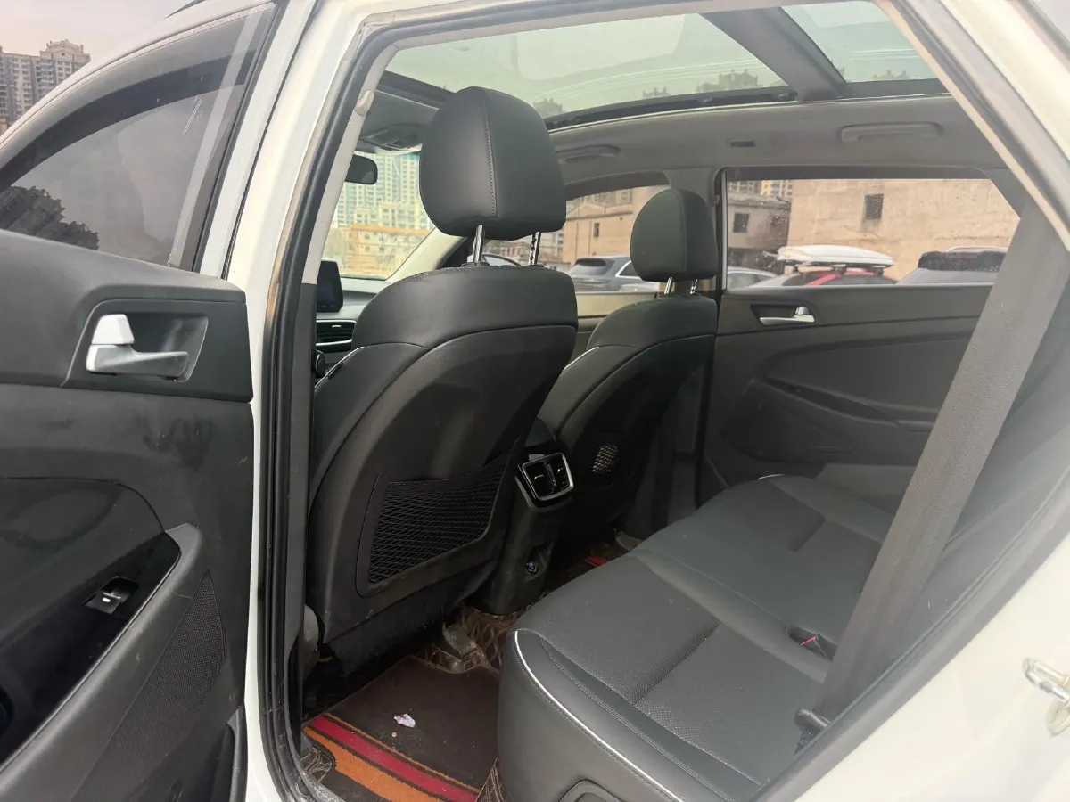 2020 Hyundai Tucson 1.6T 177HP L4 7DCT,autocango,china used car exporter,china ev exporter,chinese used car exporter,chinese used ev exporter