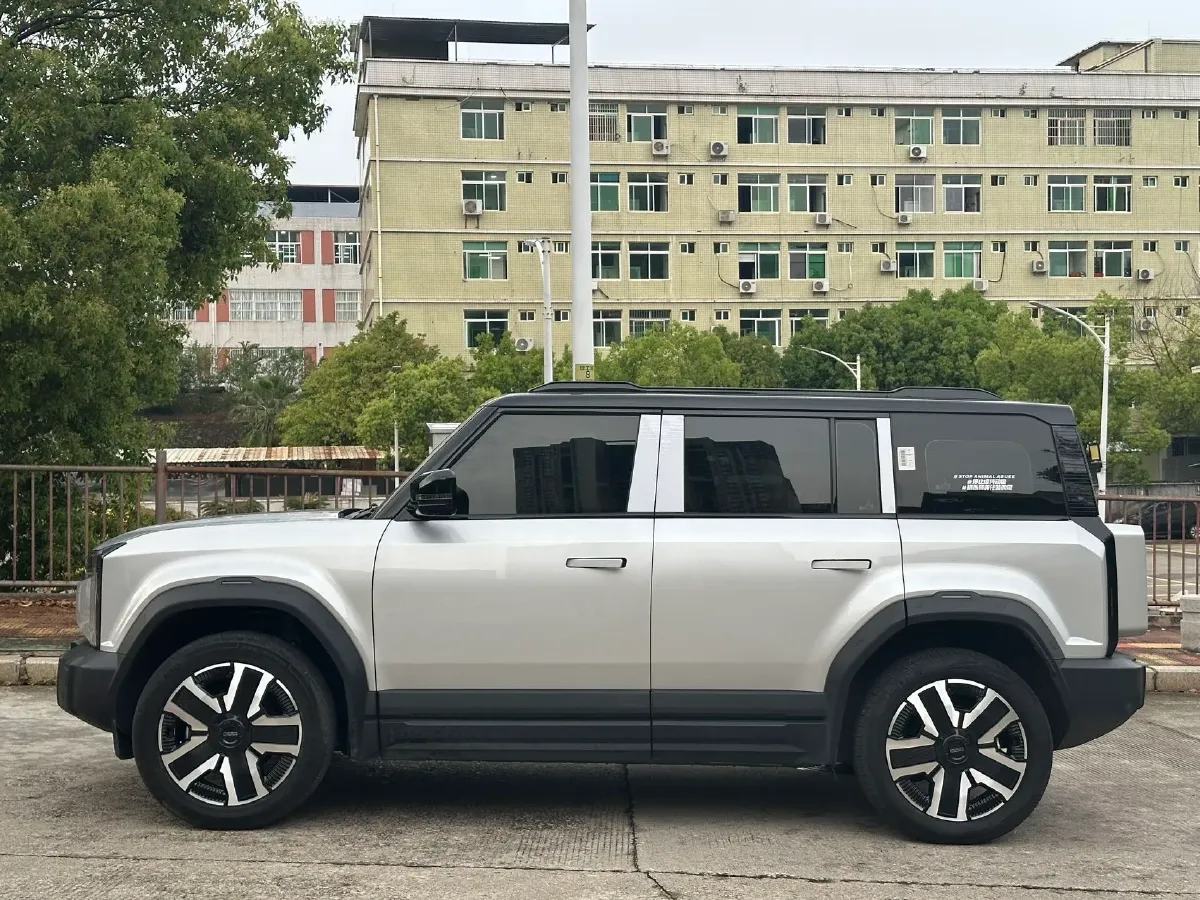 2024 iCAR iCAR 03 BEV 65.69KWH,autocango,china used car exporter,china ev exporter,chinese used car exporter,chinese used ev exporter