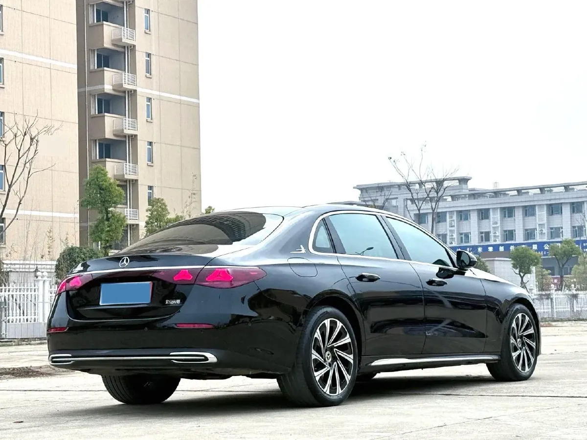 2025 Mercedes-Benz E Class 2.0T 258HP L4 9AT,autocango,china used car exporter,china ev exporter,chinese used car exporter,chinese used ev exporter