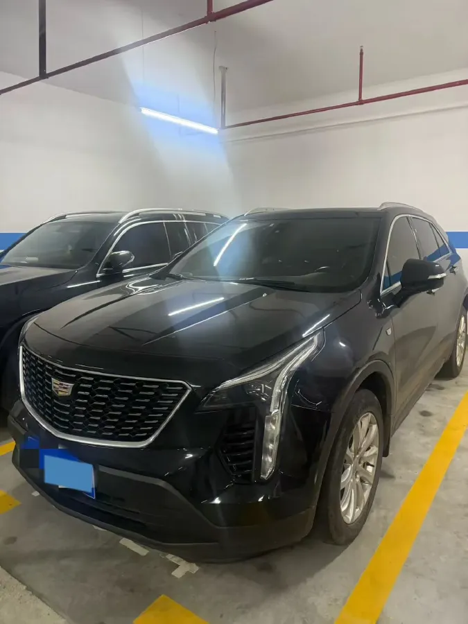 2022 Cadillac XT4 2.0T 237HP L4 9AT,autocango,china used car exporter,china ev exporter,chinese used car exporter,chinese used ev exporter