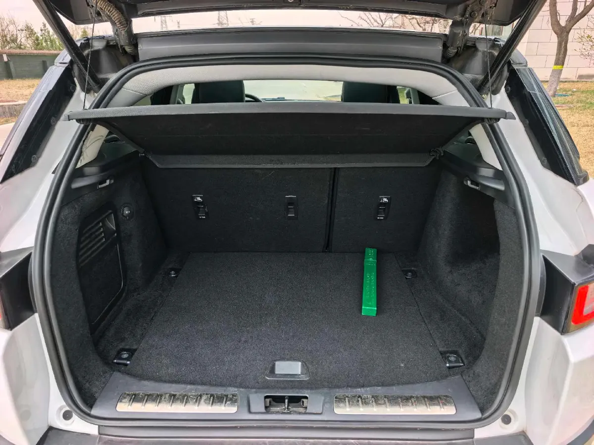 2018 Land Rover Range Rover Evoque 2.0T 241HP L4 9AT,autocango,china used car exporter,china ev exporter,chinese used car exporter,chinese used ev exporter