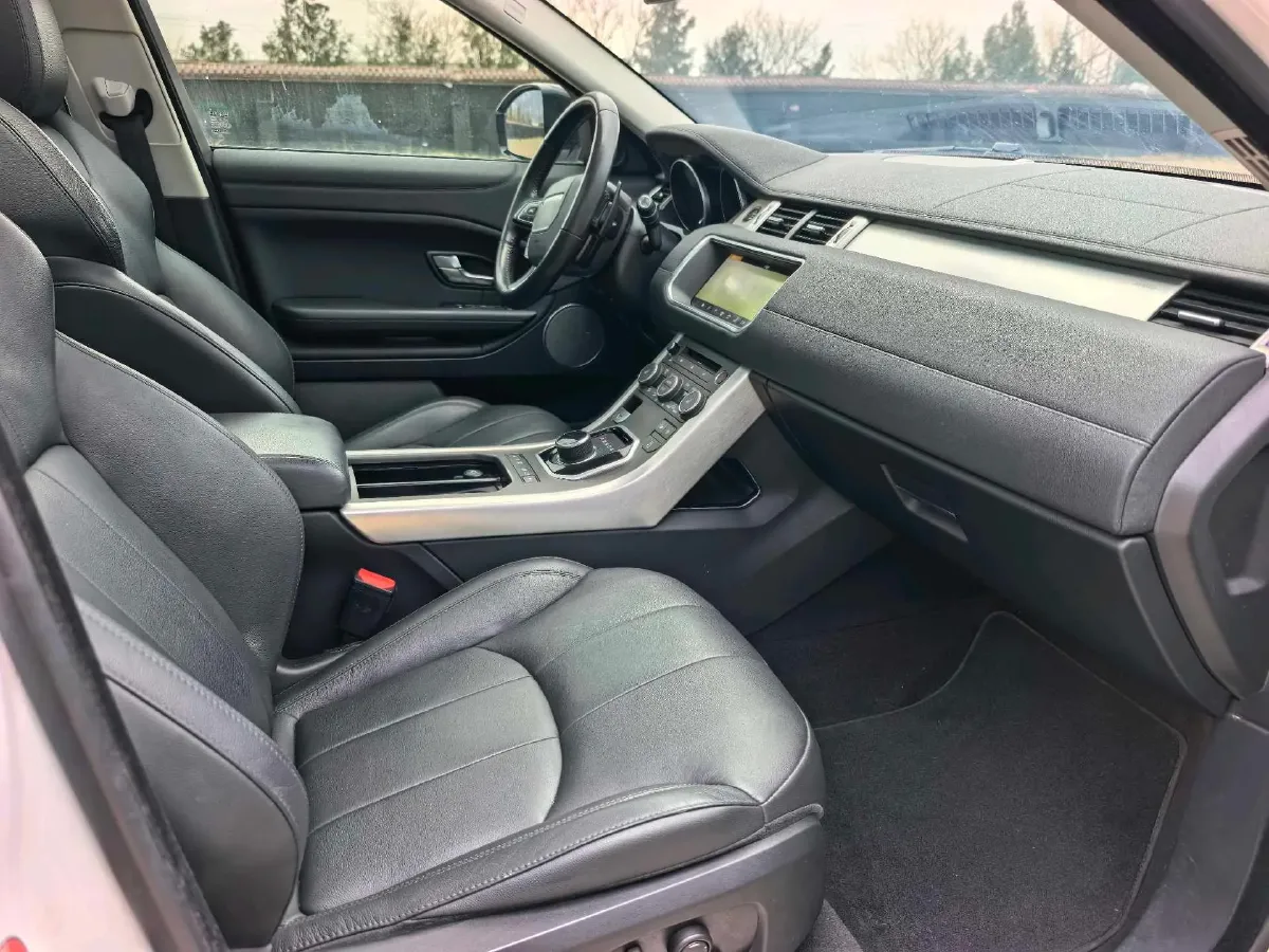 2018 Land Rover Range Rover Evoque 2.0T 241HP L4 9AT,autocango,china used car exporter,china ev exporter,chinese used car exporter,chinese used ev exporter