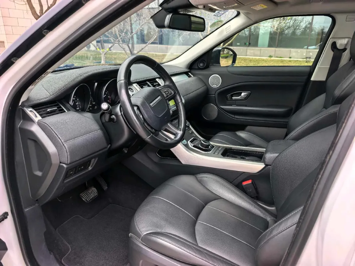 2018 Land Rover Range Rover Evoque 2.0T 241HP L4 9AT,autocango,china used car exporter,china ev exporter,chinese used car exporter,chinese used ev exporter