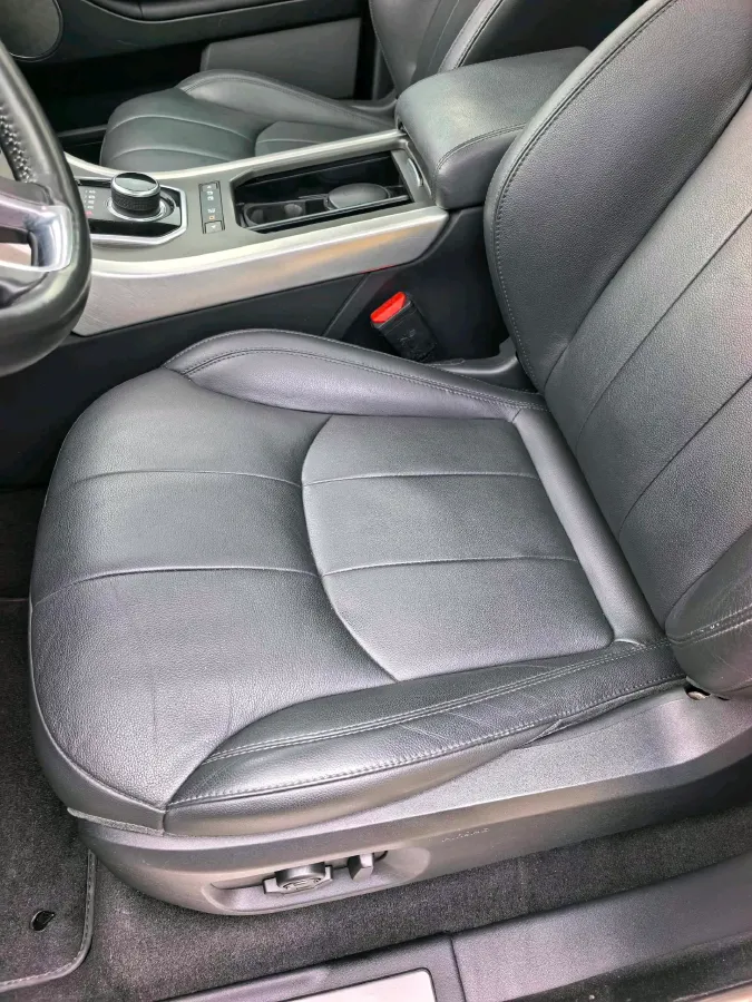 2018 Land Rover Range Rover Evoque 2.0T 241HP L4 9AT,autocango,china used car exporter,china ev exporter,chinese used car exporter,chinese used ev exporter