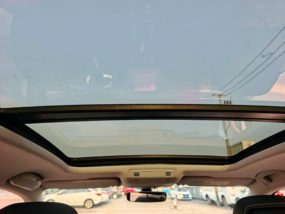 2020 Volkswagen Magotan 2.0T 186HP L4 7DCT,autocango,china used car exporter,china ev exporter,chinese used car exporter,chinese used ev exporter