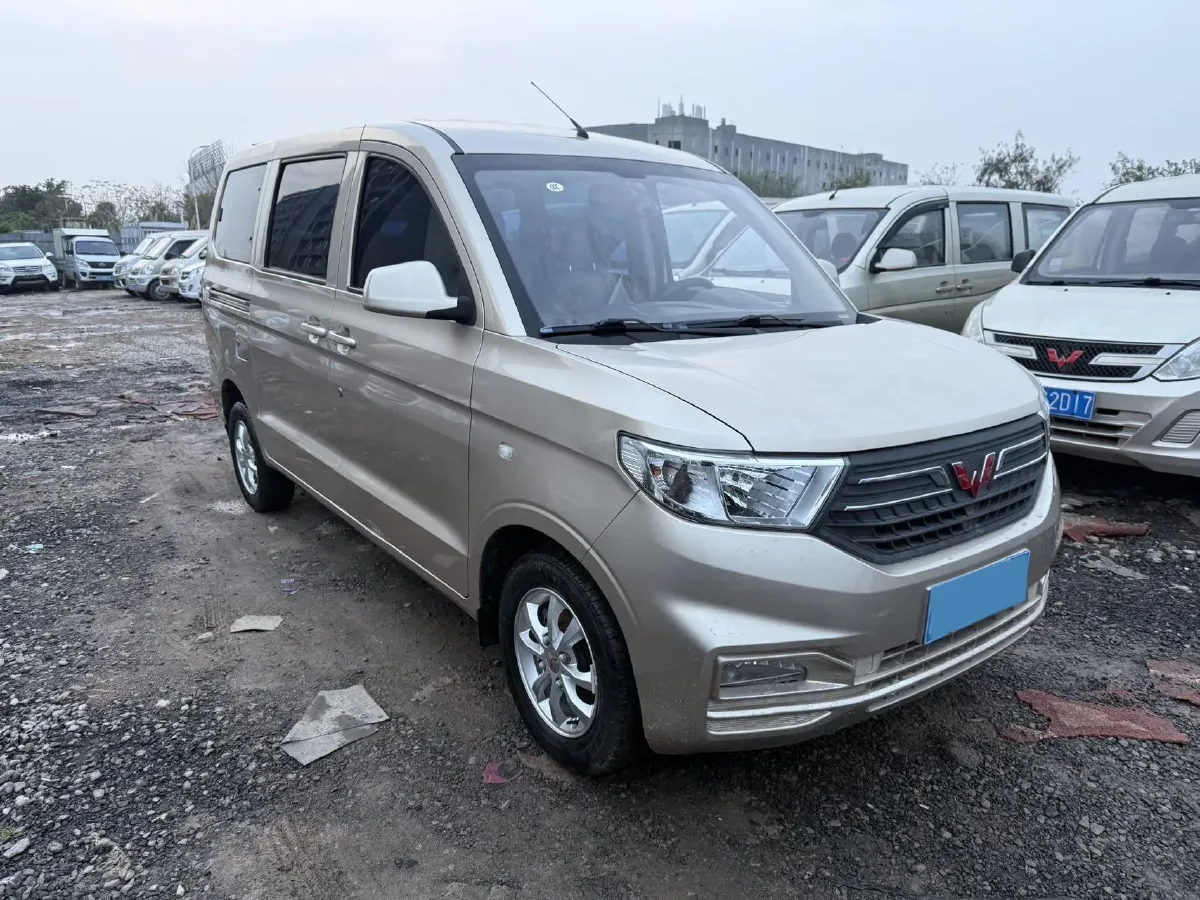 2022 JinBei Little Sea Lion X30 1.5L 102HP L4 5MT,autocango,china used car exporter,china ev exporter,chinese used car exporter,chinese used ev exporter