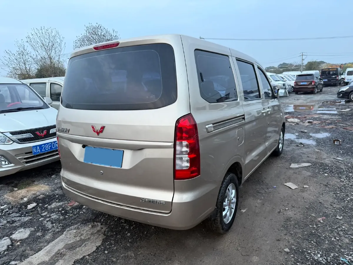 2022 JinBei Little Sea Lion X30 1.5L 102HP L4 5MT,autocango,china used car exporter,china ev exporter,chinese used car exporter,chinese used ev exporter