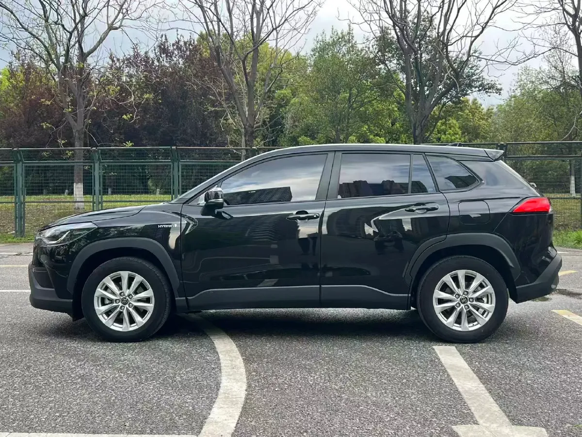 2024 Toyota Corolla Cross 2.0L 152HP L4 E-CVT Hybrid,autocango,china used car exporter,china ev exporter,chinese used car exporter,chinese used ev exporter