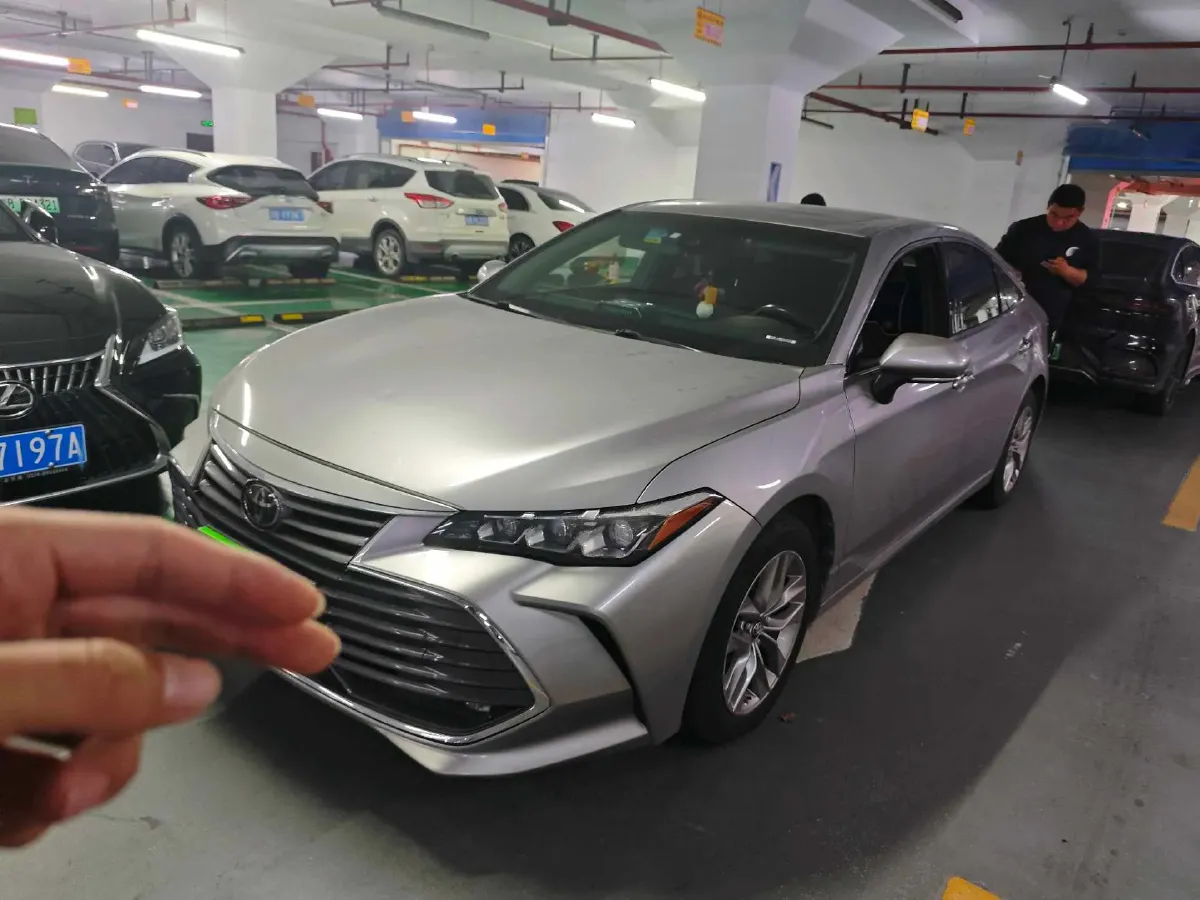 2019 Toyota Avalon 2.0L 178HP L4 CVT,autocango,china used car exporter,china ev exporter,chinese used car exporter,chinese used ev exporter