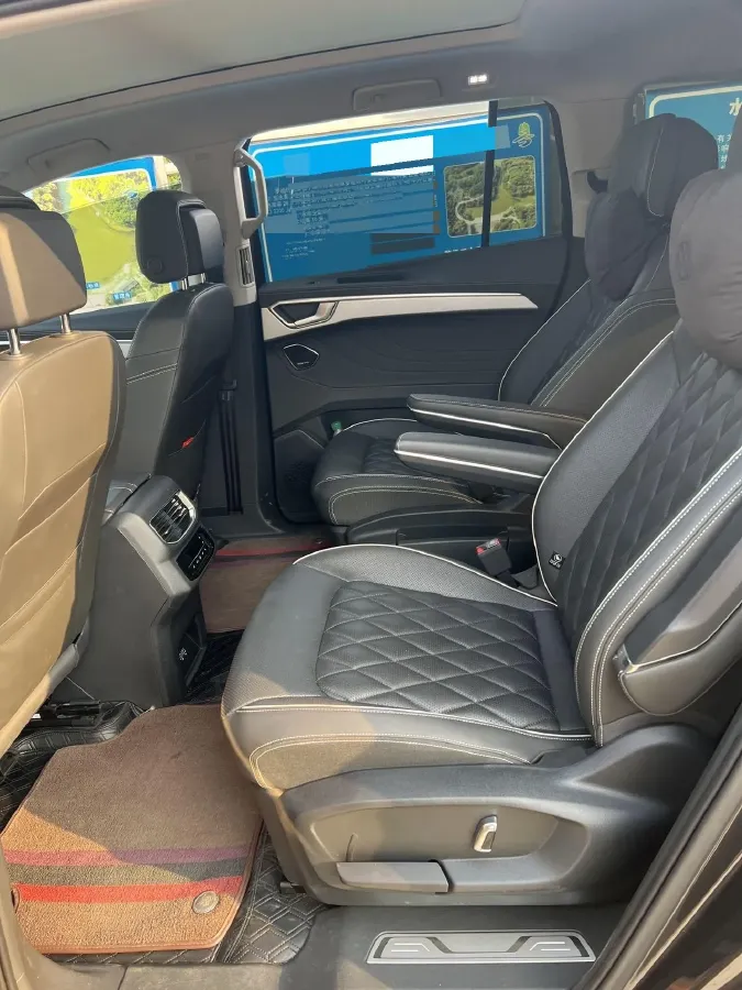 2023 Volkswagen Talagon 2.5T 299HP V6 7DCT,autocango,china used car exporter,china ev exporter,chinese used car exporter,chinese used ev exporter