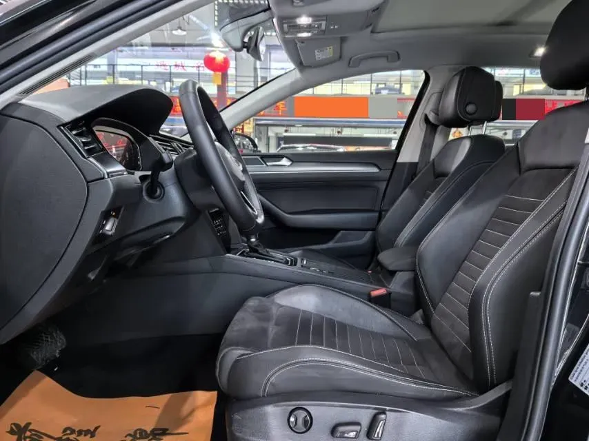 2020 Volkswagen Magotan 2.0T 186HP L4 7DCT,autocango,china used car exporter,china ev exporter,chinese used car exporter,chinese used ev exporter