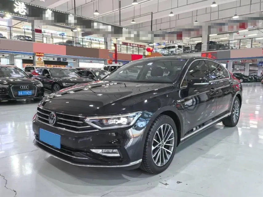 2020 Volkswagen Magotan 2.0T 186HP L4 7DCT,autocango,china used car exporter,china ev exporter,chinese used car exporter,chinese used ev exporter
