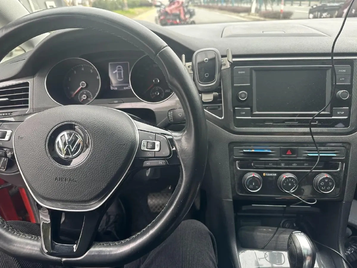 2018 Volkswagen Golf Sportsvan 1.4T 131HP L4 7DCT,autocango,china used car exporter,china ev exporter,chinese used car exporter,chinese used ev exporter