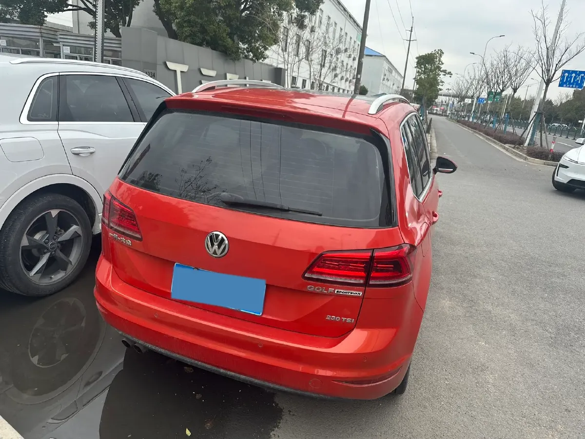 2018 Volkswagen Golf Sportsvan 1.4T 131HP L4 7DCT,autocango,china used car exporter,china ev exporter,chinese used car exporter,chinese used ev exporter