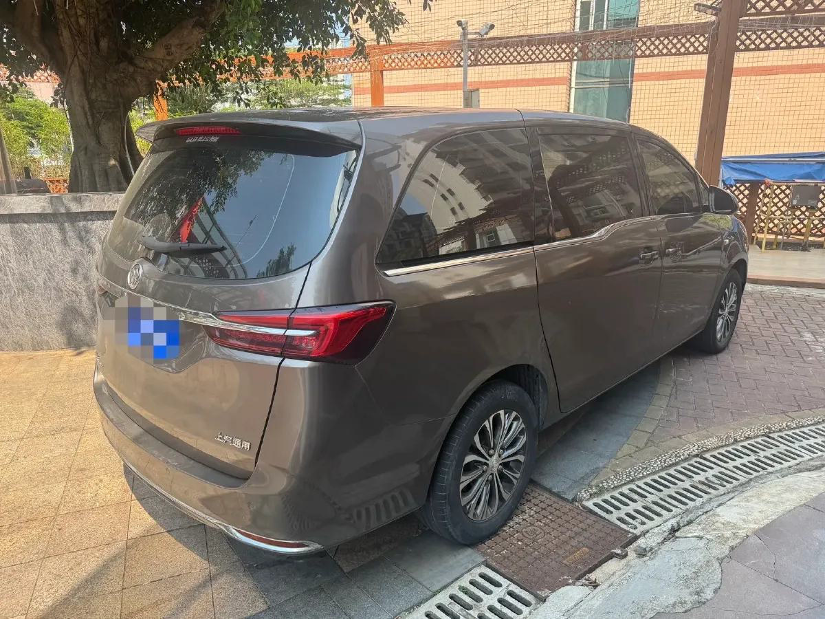 2021 Buick GL8 2.0T 237HP L4 9AT,autocango,china used car exporter,china ev exporter,chinese used car exporter,chinese used ev exporter