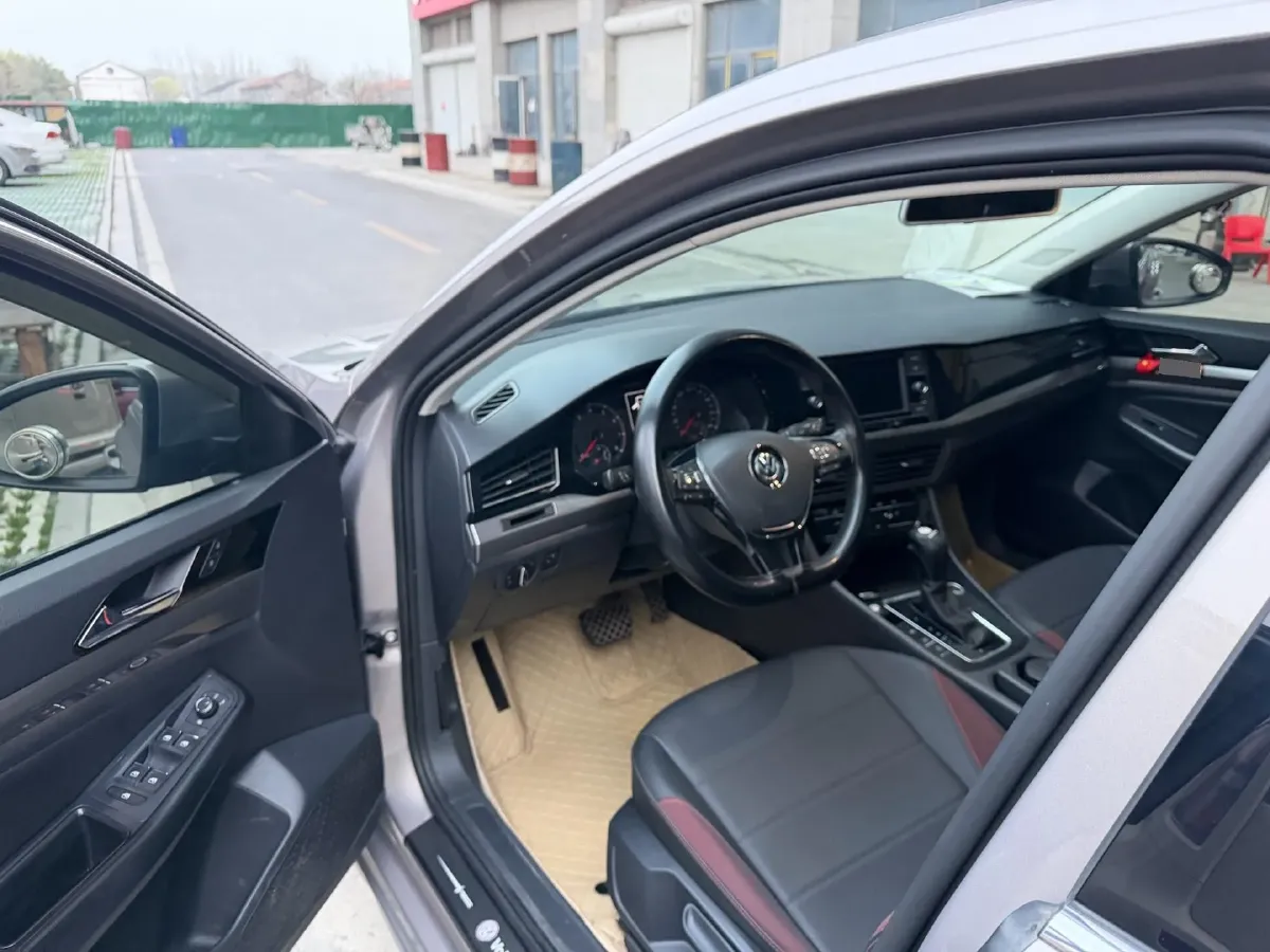 2020 Volkswagen Bora 1.5L 113HP L4 6AT,autocango,china used car exporter,china ev exporter,chinese used car exporter,chinese used ev exporter