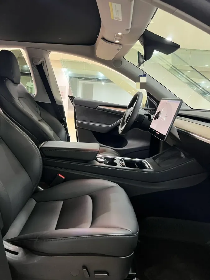 2021 Tesla Model Y BEV 60KWH,autocango,china used car exporter,china ev exporter,chinese used car exporter,chinese used ev exporter