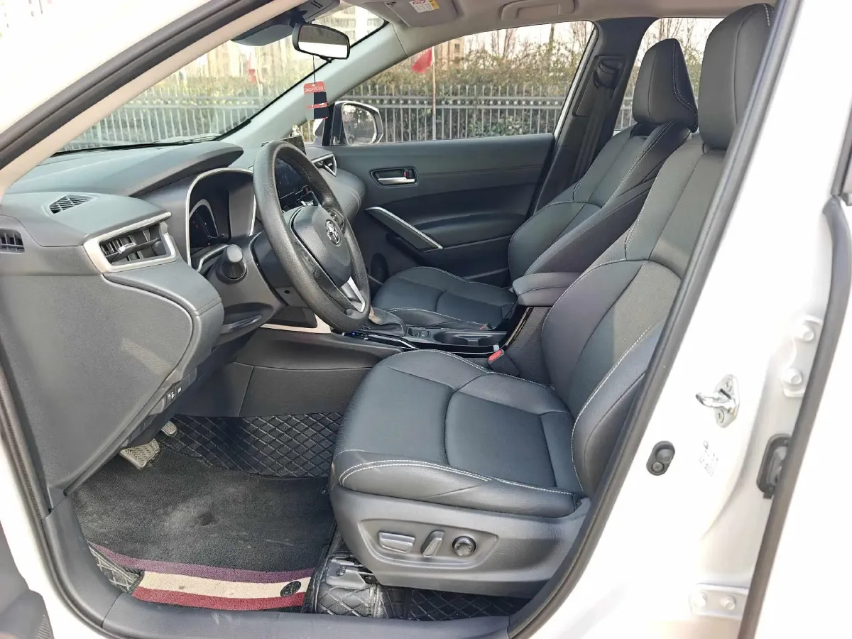 2024 Toyota Frontlander 2.0L 171HP L4 CVT,autocango,china used car exporter,china ev exporter,chinese used car exporter,chinese used ev exporter