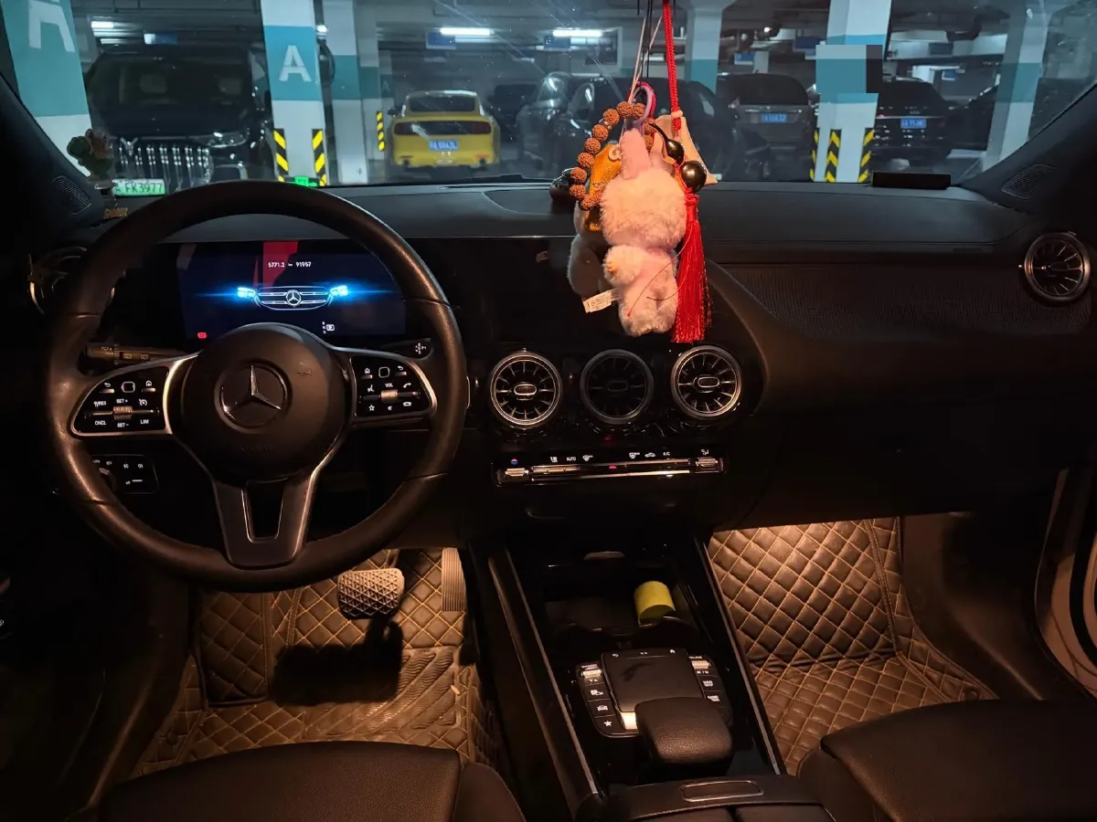 2023 Mercedes-Benz GLA Class 1.3T 163HP L4 7DCT,autocango,china used car exporter,china ev exporter,chinese used car exporter,chinese used ev exporter