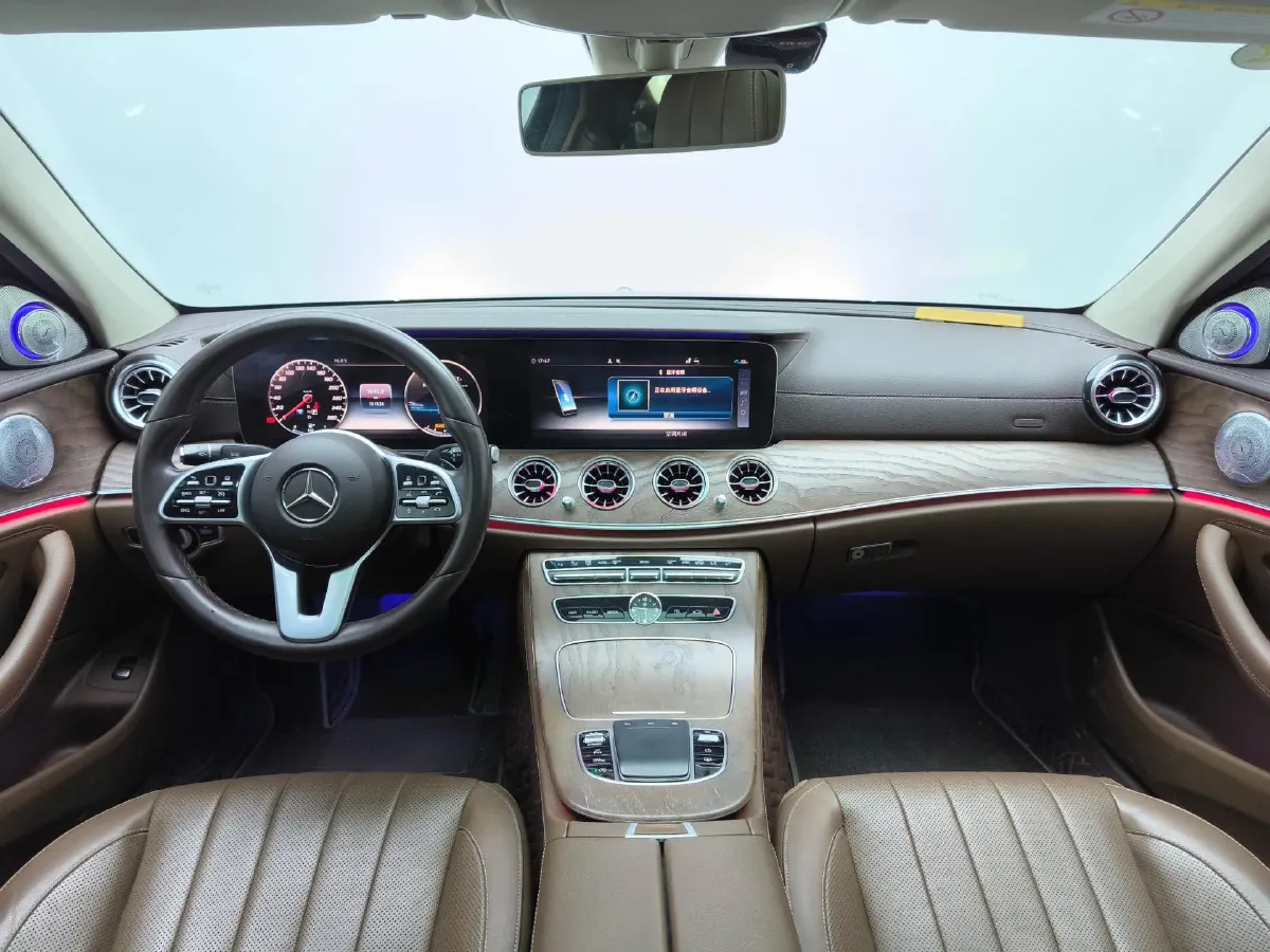 2020 Mercedes-Benz E Class 2.0T 258HP L4 9AT,autocango,china used car exporter,china ev exporter,chinese used car exporter,chinese used ev exporter