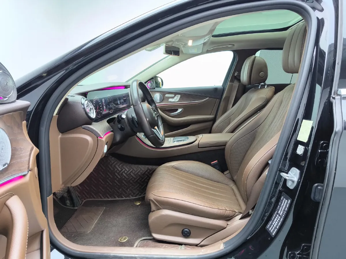 2020 Mercedes-Benz E Class 2.0T 258HP L4 9AT,autocango,china used car exporter,china ev exporter,chinese used car exporter,chinese used ev exporter