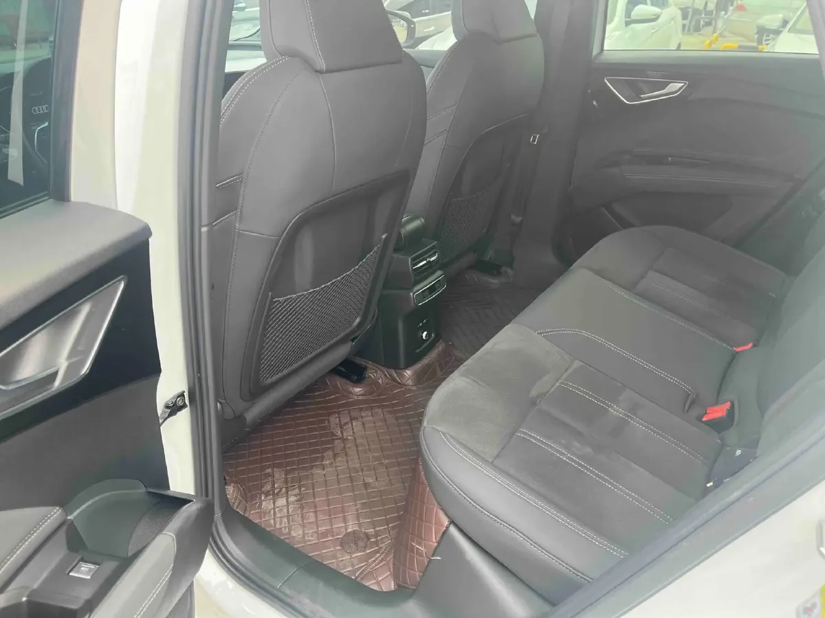 2022 Audi Q4 e-tron BEV 84.8KWH,autocango,china used car exporter,china ev exporter,chinese used car exporter,chinese used ev exporter