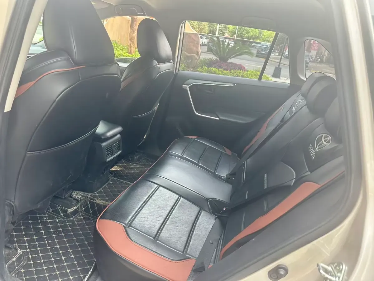 2022 Toyota Wildlander 2.0L 171HP L4 CVT,autocango,china used car exporter,china ev exporter,chinese used car exporter,chinese used ev exporter