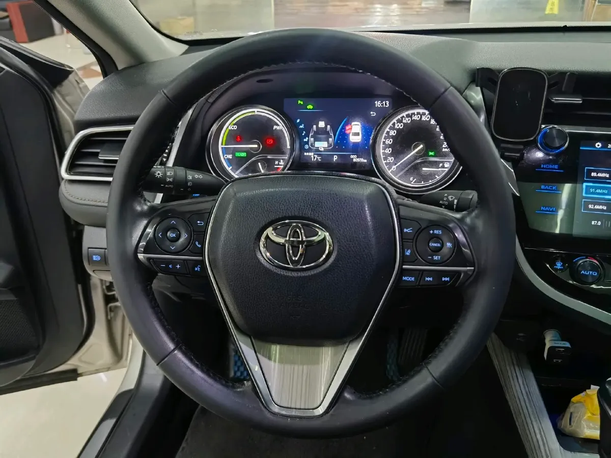 2019 Toyota Camry 2.5L 178HP L4 E-CVT Hybrid,autocango,china used car exporter,china ev exporter,chinese used car exporter,chinese used ev exporter