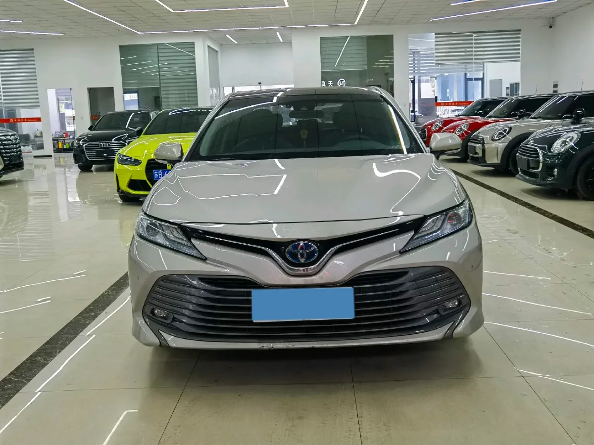 2019 Toyota Camry 2.5L 178HP L4 E-CVT Hybrid,autocango,china used car exporter,china ev exporter,chinese used car exporter,chinese used ev exporter
