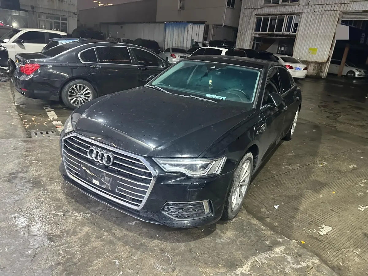 2020 Audi A6L 2.0T 190HP L4 7DCT,autocango,china used car exporter,china ev exporter,chinese used car exporter,chinese used ev exporter
