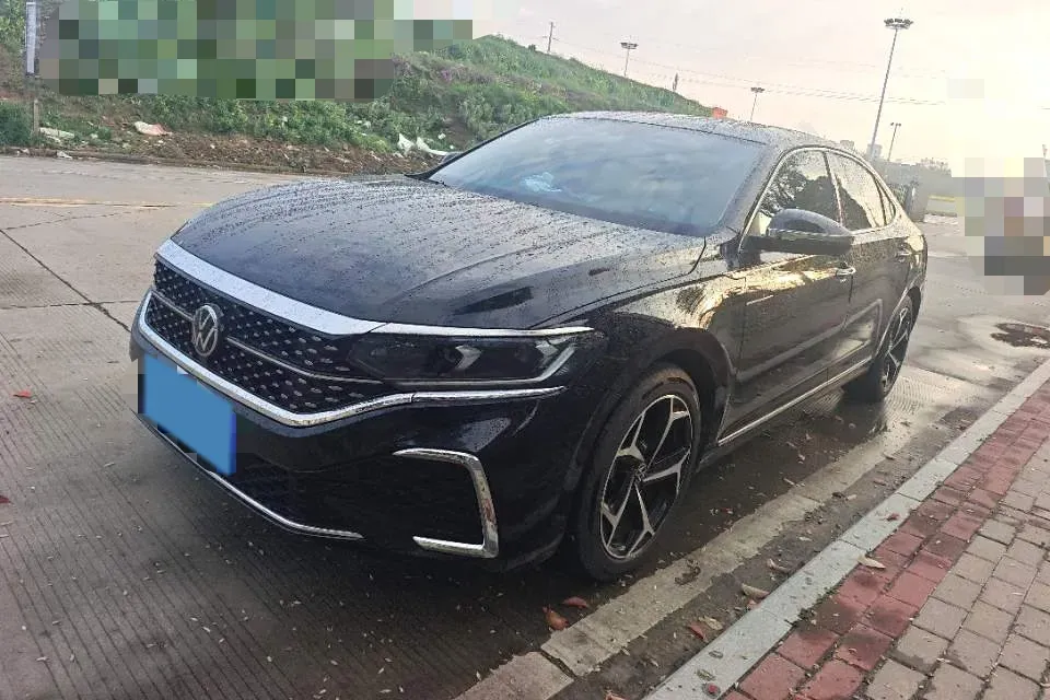 2024 Volkswagen Passat 2.0T 220HP L4 7DCT,autocango,china used car exporter,china ev exporter,chinese used car exporter,chinese used ev exporter