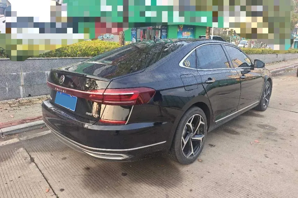 2024 Volkswagen Passat 2.0T 220HP L4 7DCT,autocango,china used car exporter,china ev exporter,chinese used car exporter,chinese used ev exporter