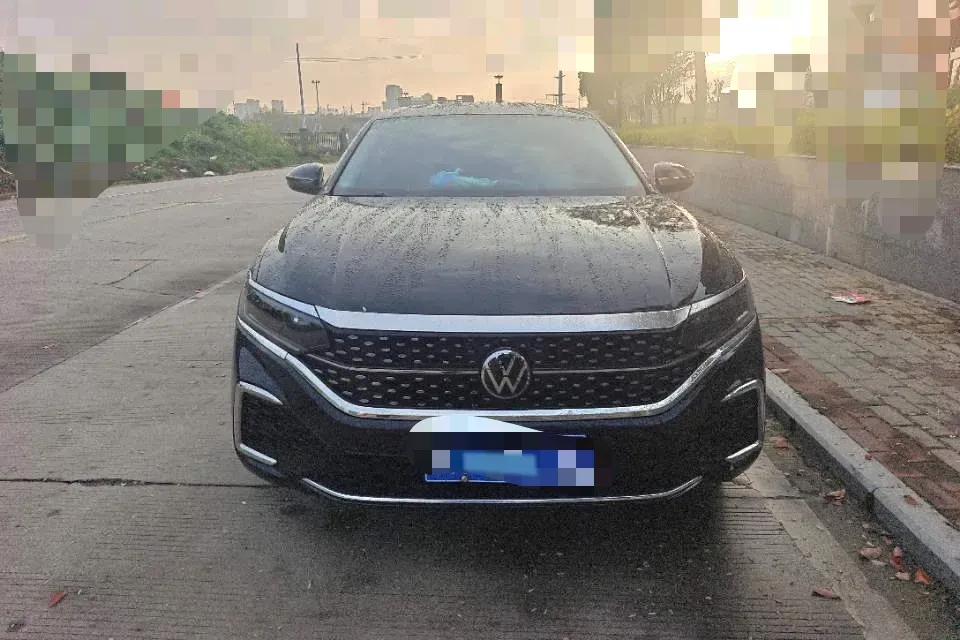 2024 Volkswagen Passat 2.0T 220HP L4 7DCT,autocango,china used car exporter,china ev exporter,chinese used car exporter,chinese used ev exporter