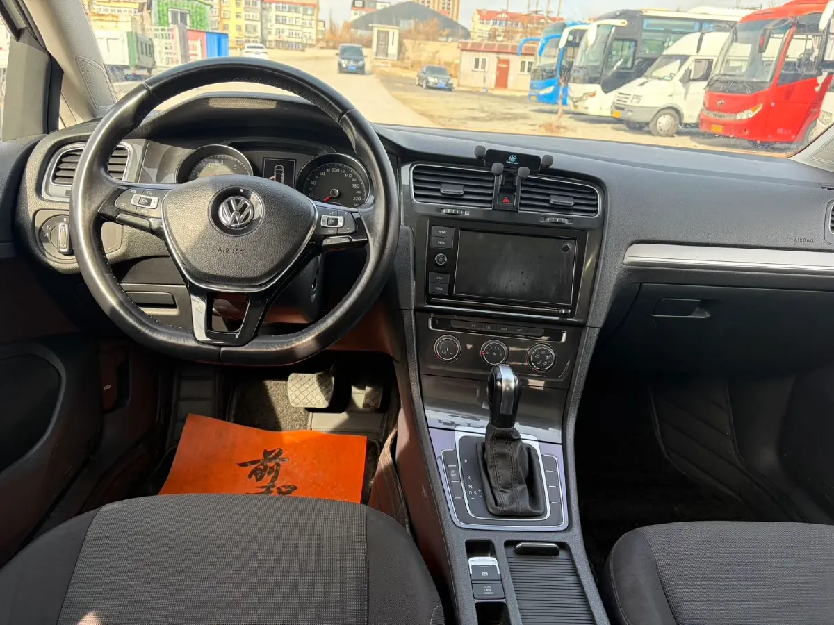 2019 Volkswagen Golf 1.2T 116HP L4 7DCT,autocango,china used car exporter,china ev exporter,chinese used car exporter,chinese used ev exporter