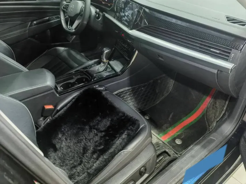 2023 Volkswagen Passat 2.0T 186HP L4 7DCT,autocango,china used car exporter,china ev exporter,chinese used car exporter,chinese used ev exporter