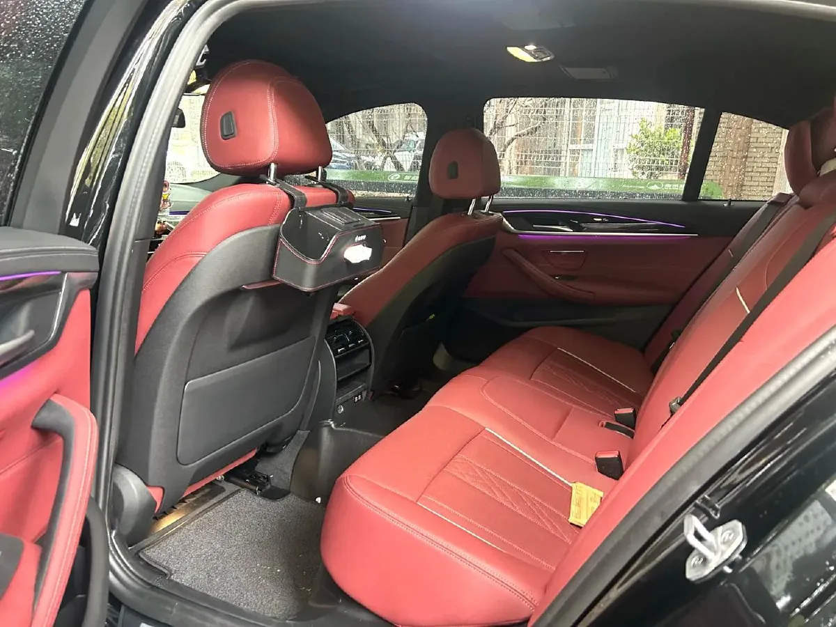 2021 BMW 5 Series 2.0T 184HP L4 8AT,autocango,china used car exporter,china ev exporter,chinese used car exporter,chinese used ev exporter